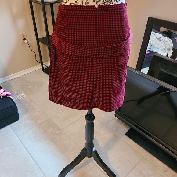 Skirt - Picture 4 of 4